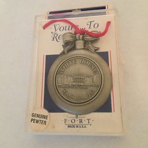 Pewter “WHITE HOUSE, WASHINGTON, D.C.” Christmas Ornament